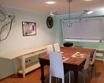 Ambra - Central Apartment In Bergamo - Bérgamo - Comedor