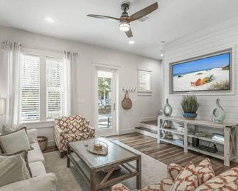 Pura Vida by Avantstay Treetop of Seacrest Beach Pool Bonfires - Rosemary Beach - Sala de estar
