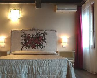 Villa Cittadella - Mantua - Bedroom