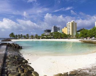 Sunny Suites Inn - Malé - Playa