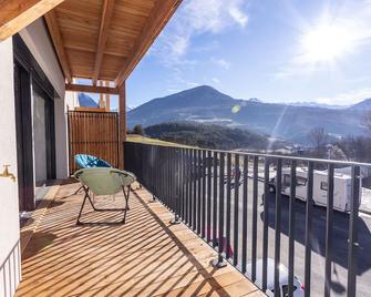 Au Calme des Sommets - Vue montagne - Embrun - Balcón