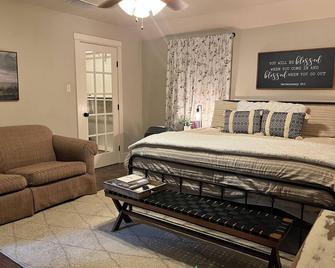 Best Getaway In East Tx! Elken Retreat:spa,pool,hot Tub,massage,breakfast,relax - Canton - Habitación