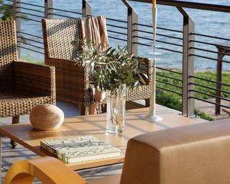 Spetses Hotel - Spétses - Balcón