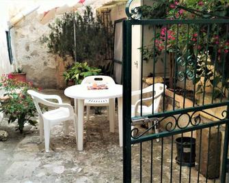 Nei Sassi da Nino - Matera - Patio