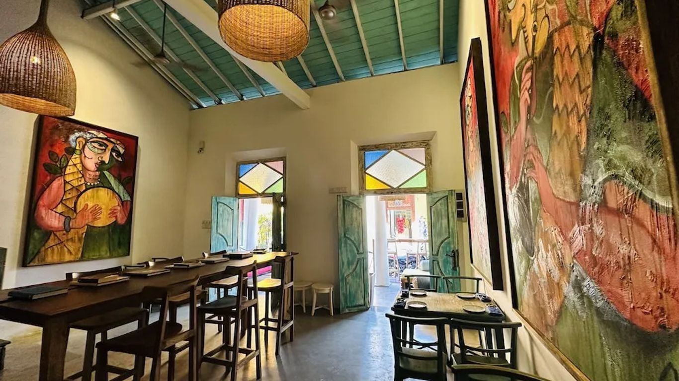 Fort Fifty Inn Guest House & Restaurant