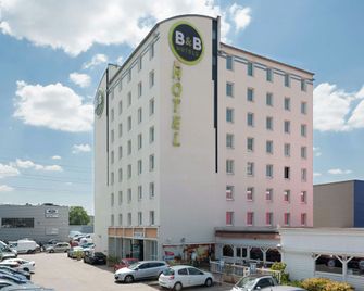 B&B HOTEL Lyon Vénissieux - Vénissieux - Building