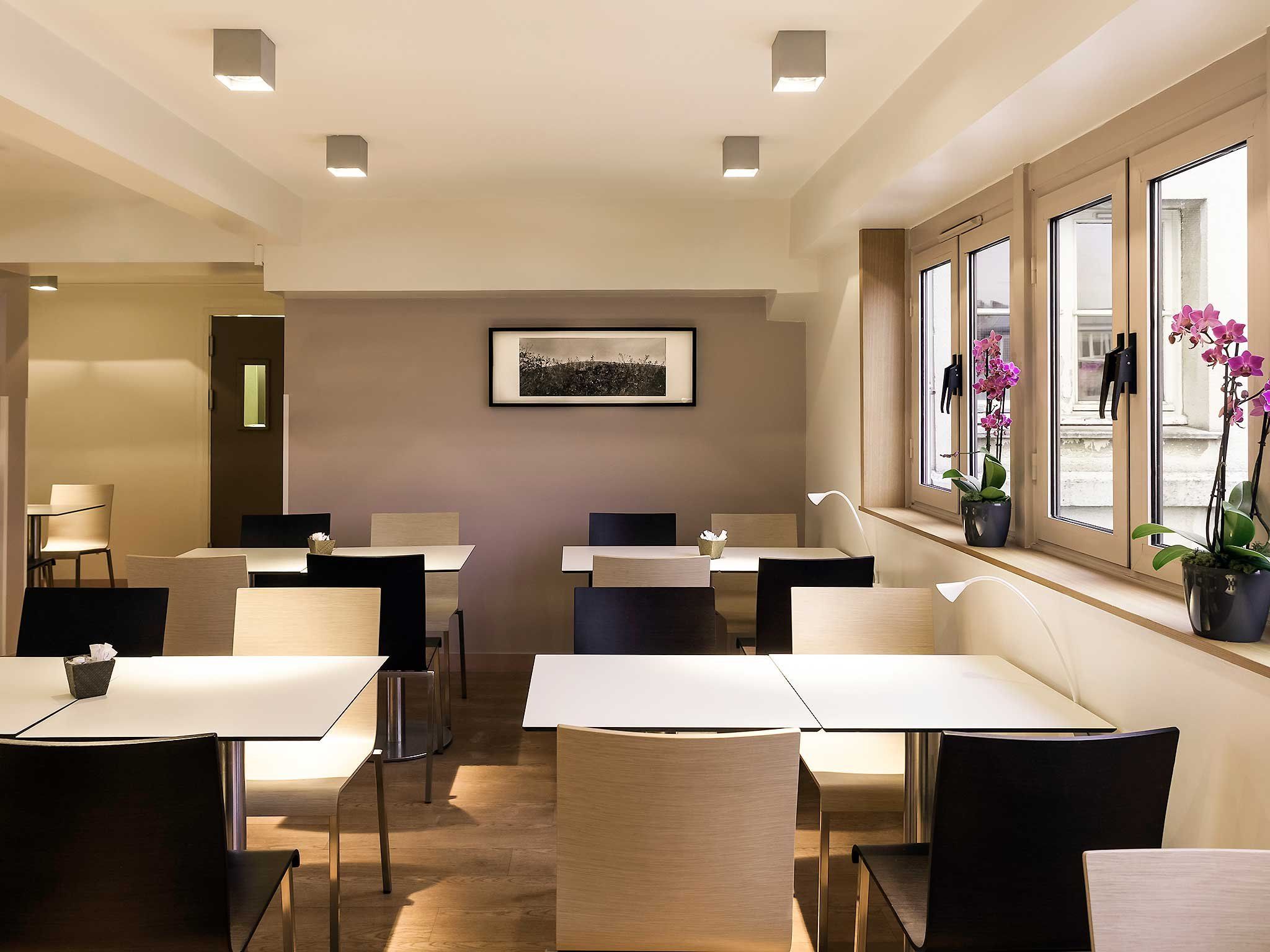 آيبيس ليل سنتر جراند بليس