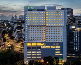 Holiday Inn Cebu City By IHG - Cebu City - Building