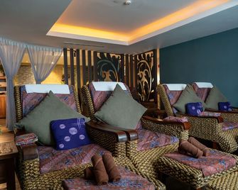 Pan Borneo Hotel Kota Kinabalu - Kota Kinabalu - Salon