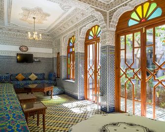 Riad Les Chrifis - פז - טרקלין