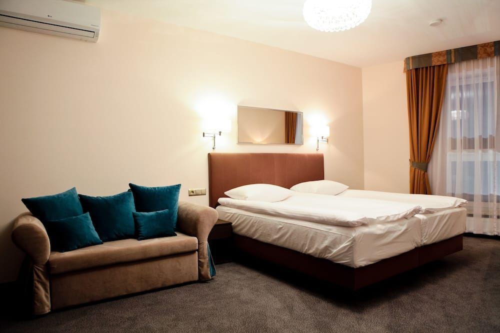 Hotel Sokolowska thumbnail 3