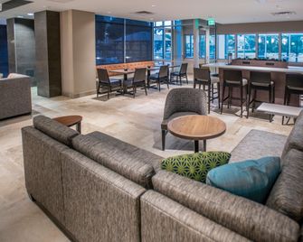 Staybridge Suites Denver Downtown By IHG - Denver - Area lounge