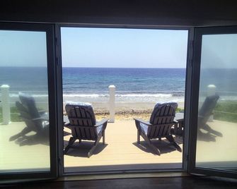 Second Wind - Ocean Front - 1 Bedroom With Wow Factor! - Utila - Balcony