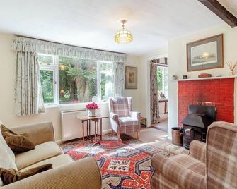 2 bedroom accommodation in Eye - Eye - Sala de estar