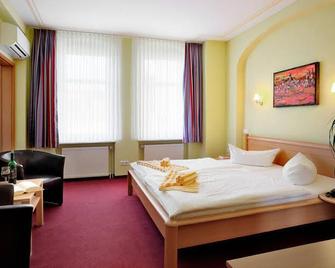 Hotel-Pension Am Schwanenteich - Lutherstadt Wittenberg - Habitación