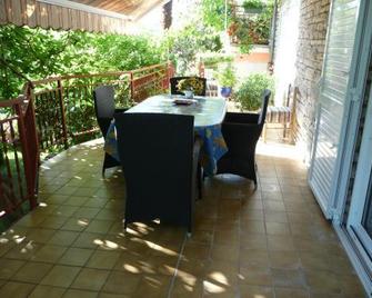 Guesthouse Erceg - Skradin - Balkon