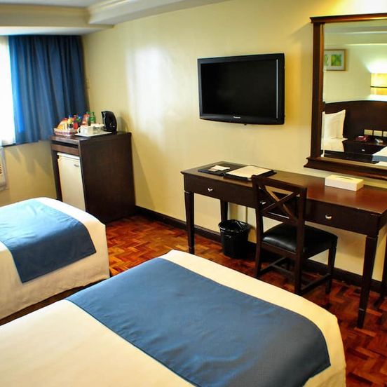 Fersal Hotel - Manila image 1