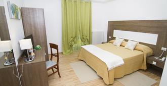 Al Bastione Relais Suite & Rooms - Gravina in Puglia - Bedroom