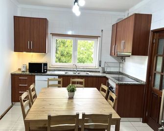 W.H.House - Atouguia da Baleia - Keuken