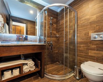 Manaspark Deluxe Hotel - Fethiye - Kylpyhuone