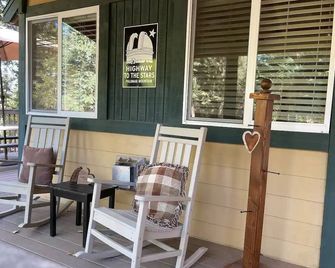 Cozy Partridge Nest on Palomar Mountain - Palomar Mountain - Patio