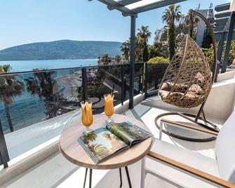 Hotel Vila Hedonija - Herceg Novi - Balkón