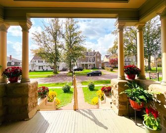 The Eden Hall Inn - Charlottetown - Outdoors view