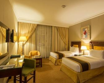 Caesar Hotel - Muscat - Bedroom