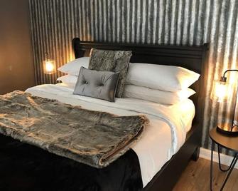 Amande Bed And Breakfast - Mclaren Vale - Bedroom