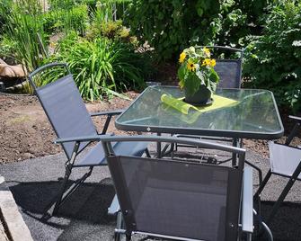 Our holiday apartment 'Am Wald' - Bad Schlema - Patio