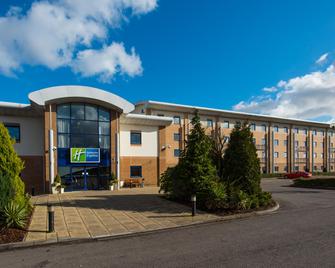Holiday Inn Express Newport - Newport - Rakennus