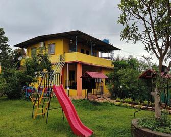 My Village Home - Murbād - Building