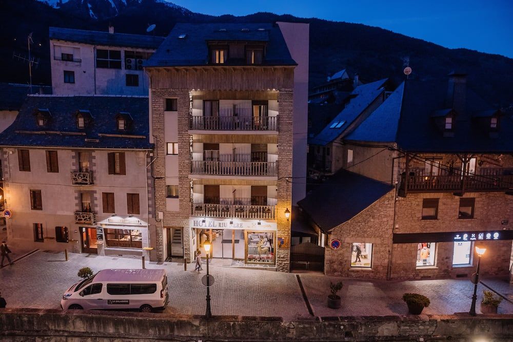 Riu Nere Mountain Hotel - Viella - בניין