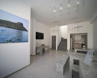 IsolaDino b&b sweet home - Praia a Mare - Sala pranzo