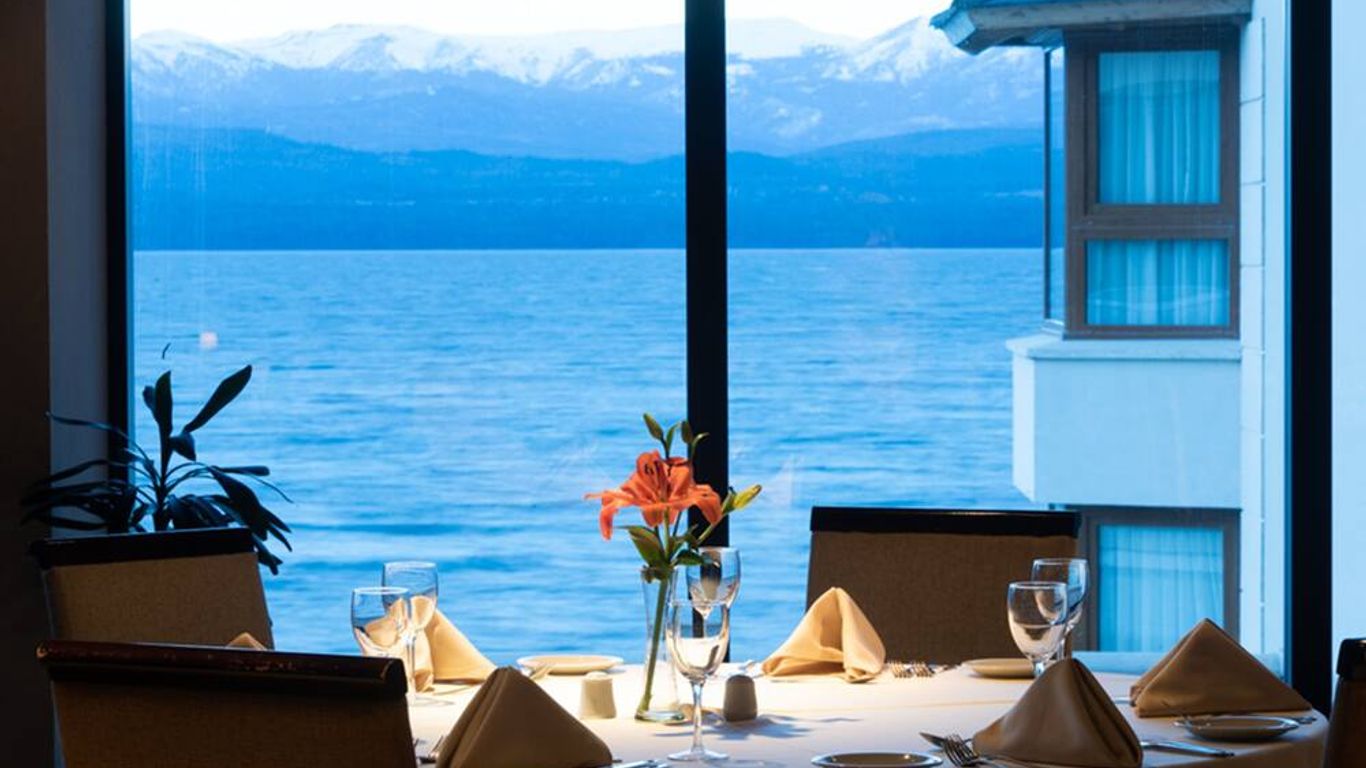 Cacique Inacayal Lake Hotel & Spa