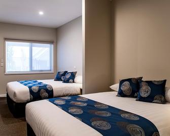 Leumeah Lodge - Canberra - Bedroom