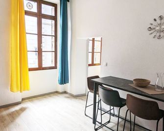 Le Saint Jean Cosy et Confort Classé 3 Etoiles - Villefranche-de-Conflent - Salle à manger
