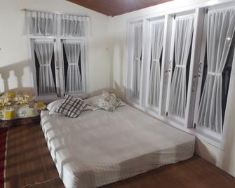 Bumimihomestay - Painan - Habitación