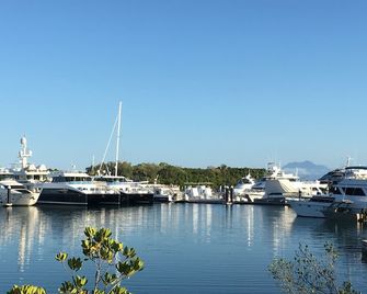 The Newport On Macrossan - Port Douglas - Extérieur