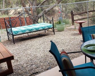 Spacious Guest Cottage Nestled Near Slee - Cortez - Patio