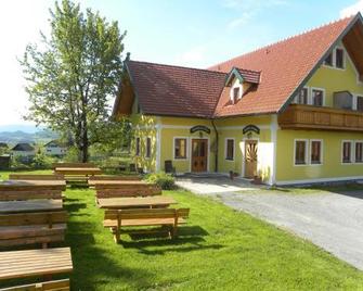 Gästehaus Lisa - Deutschlandsberg - Building