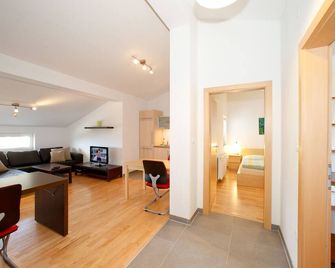 BC Apartments - Senj - Phòng khách