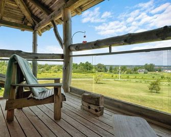 Seaside Treehouse Lodge - perched by the Northumberland strait - New Glasgow - Balkon