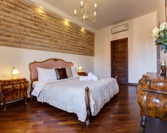 Little Rhome Suites - Rome - Bedroom