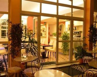 Hotel Genova - לה ספציה - מסעדה