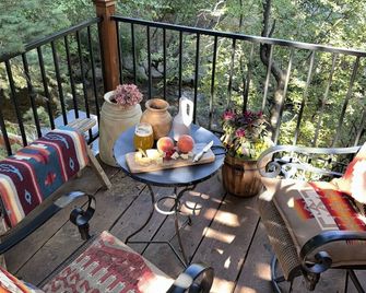 Timpcreek Cottage On The Stream Sundance - Sundance - Balcony
