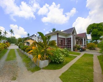 OYO 784 Laura's Garden Resort - Tagaytay - Bygning