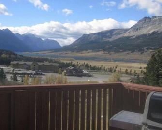 A 2 bedroom Cottage with breathtaking views of Glacier National Park - Saint Mary - Balkon