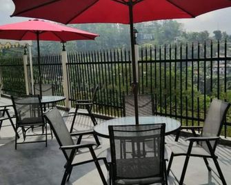 Chef Guru Hotels - Bandarawela - Balkón