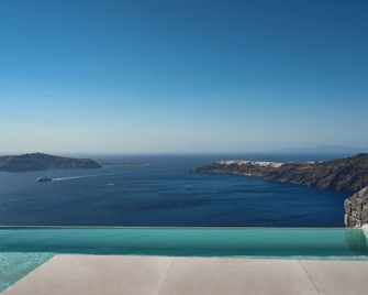 Arany Terra - Imerovigli - Piscina